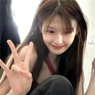 一线女星又出大瓜：新恋情浮出水面，评论区沦陷，一个月